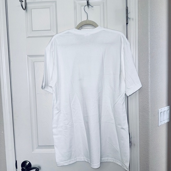 Supreme White T-Shirt with Graphic print - Picture 2 of 4